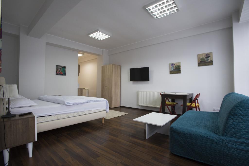 Heights Accommodation Unirii Free Parking Zone Bucharest Exterior photo